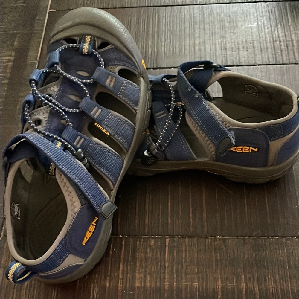 Keen Blue and Gray Water Shoes with Adjustable Straps